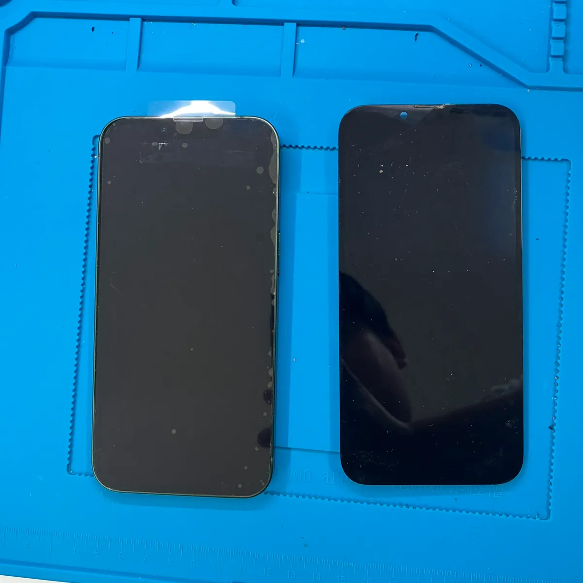 【昭島でiPhone 13の画面交換ならお任せ】画面割れ・液晶不良・タッチ操作のトラブルを修理！スマートクリア昭島駅前店