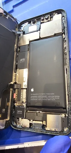 iPhoneのカメラのピントが合わない原因とは？故障箇所と修理を解説｜スマートクリア イオン札幌桑園店
